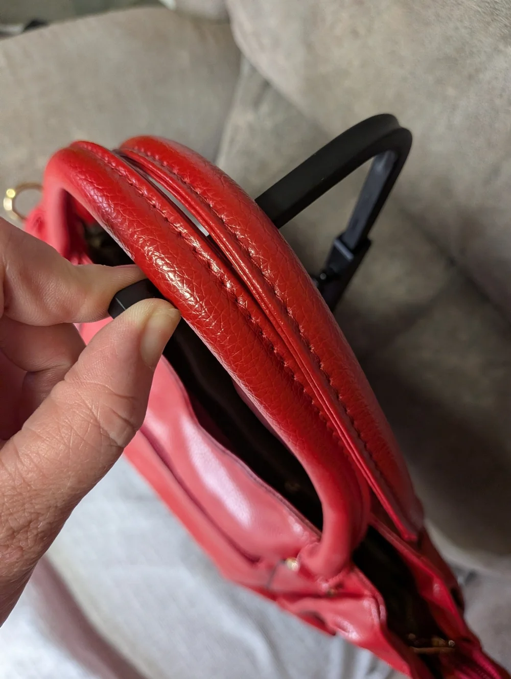 🍒 Cherry Red Smooth Vegan Leather Hobo Bag 🍒